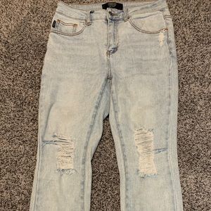 Monkey ride ripped jeans